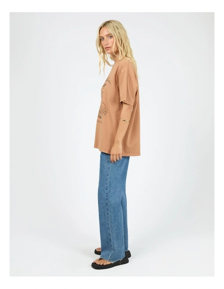 Rodeo Relaxed Tee in Brown image 6