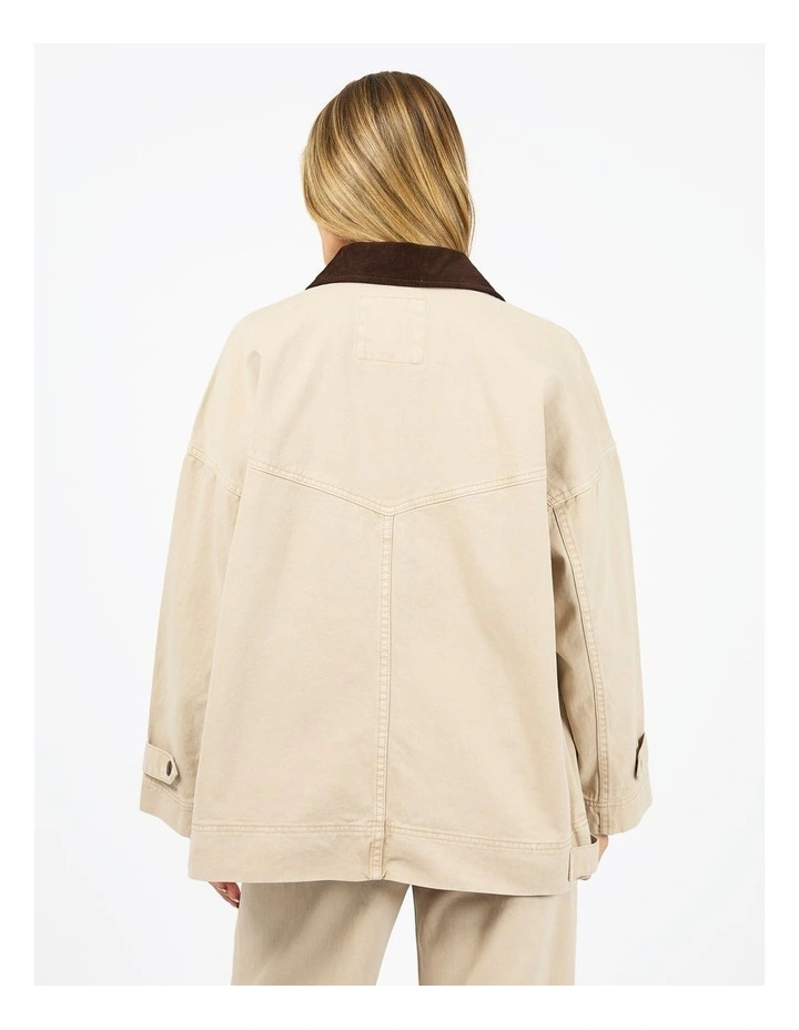 Tommy Shacket in Beige image 2