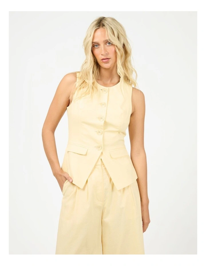 Alessa Linen Vest in Yellow image 5