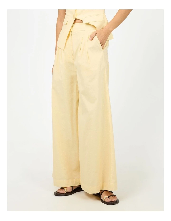 Alessa Linen Pant in Yellow image 3