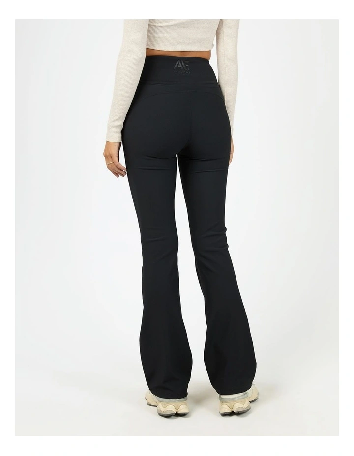 Active Rib Flare Legging in Black image 2