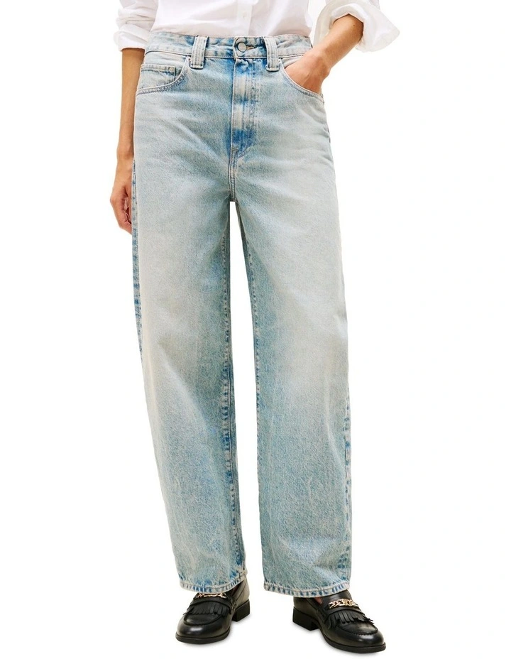 Mid Rise Relaxed Barrel Leg Jeans in Blue image 1