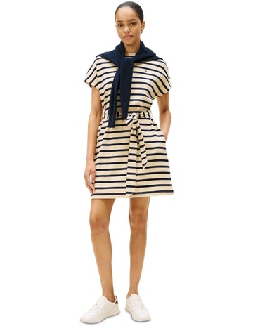 Country Ivory/ Dark Night Navy colour