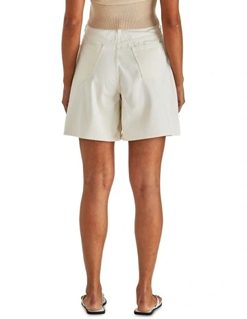 Sabine Denim Shorts in Parchment Wash