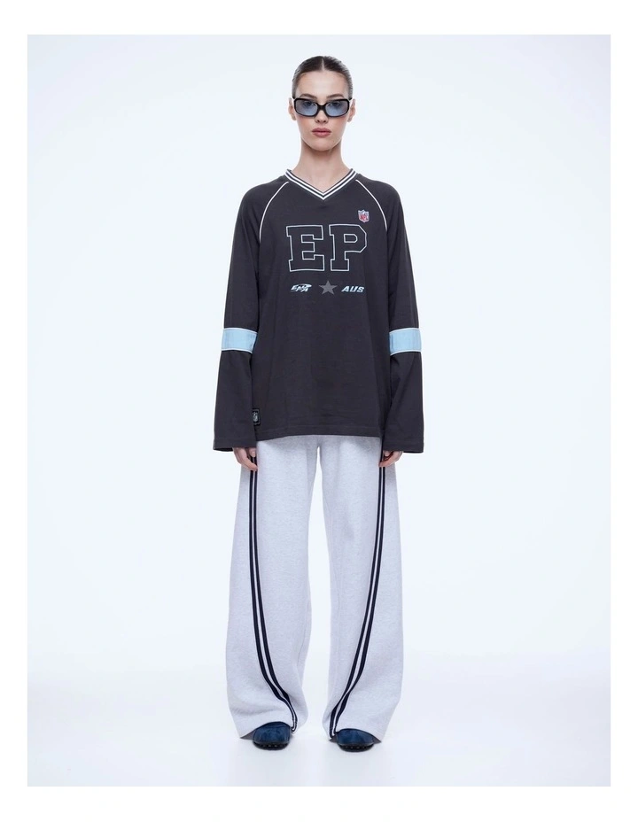 Ena Nfl Harlow V Neck Long Sleeve image 1