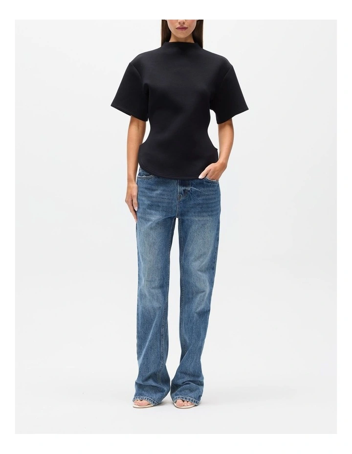 Esther T-Shirt in Black image 1