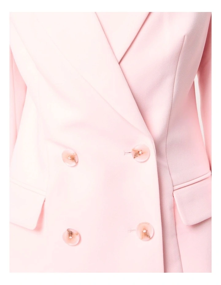 Yvonne Blazer image 5