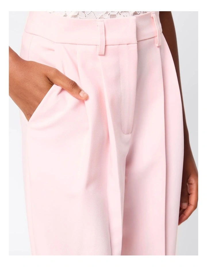 Yvonne Pant image 5