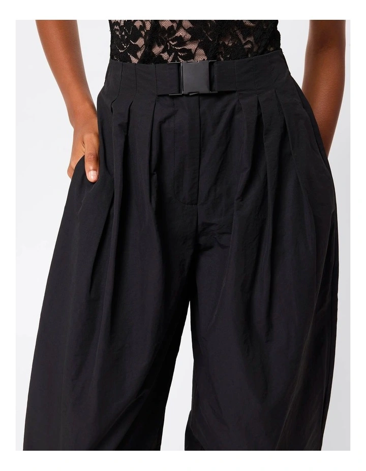 Cove Pant image 4