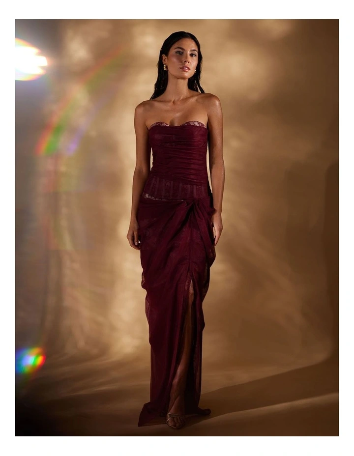 Reigan Dress in Red image 3