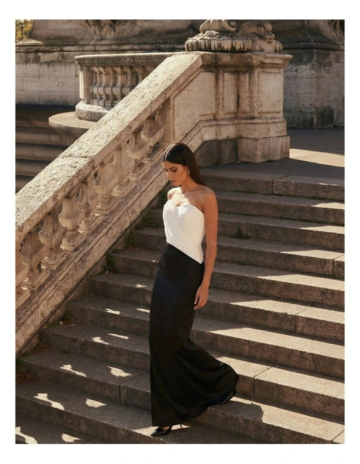Alba Dress in Black image 4