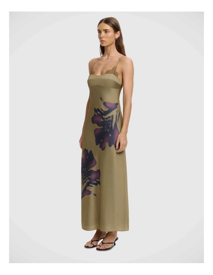 Tily Maxi Dress in Olive Stencil image 3