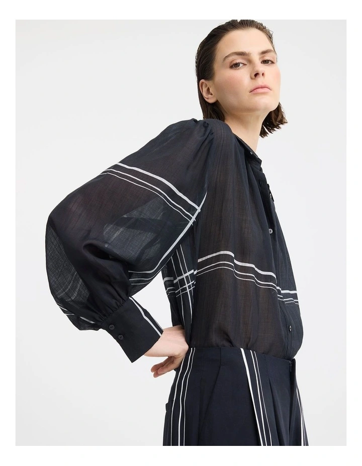 Victor Blouse in Print image 4