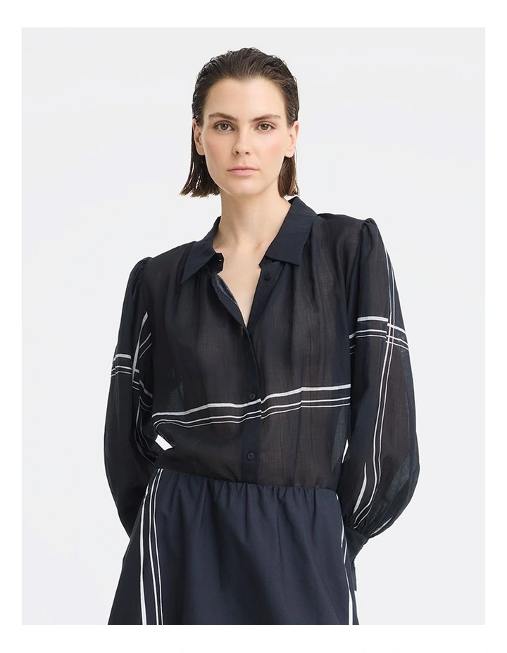Victor Blouse in Print image 5