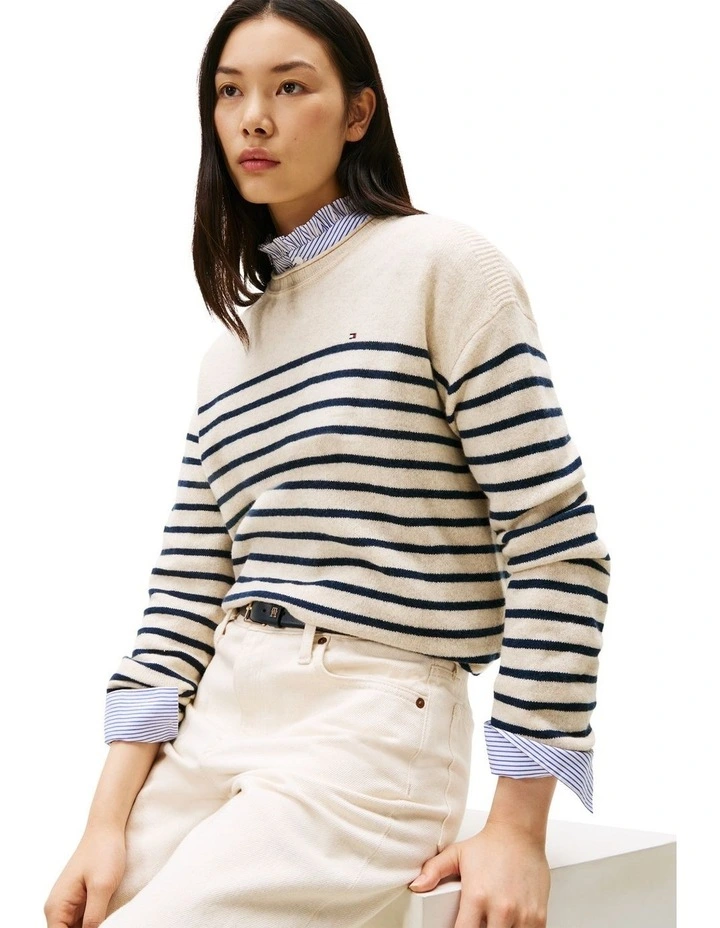 Relaxed Fit Soft Wool Jumper in Cream image 3