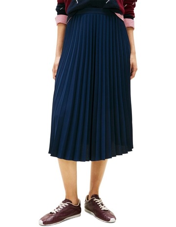 Dark Night Navy colour