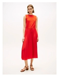 Pleated Sleeveless Slim Midi Dress in Orange