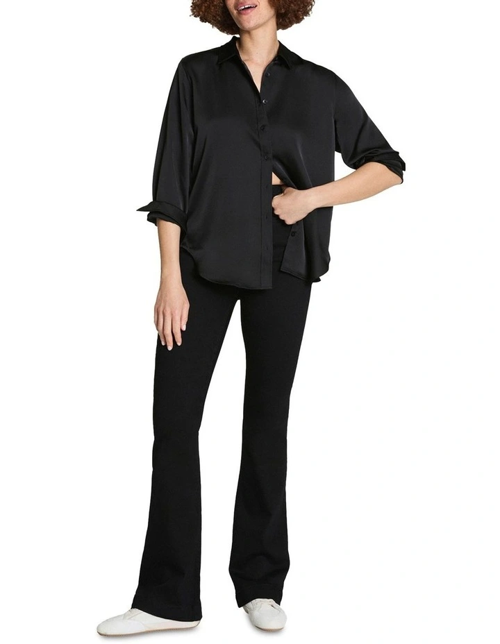Sculpt Redefine Flare Jeans in Black image 3