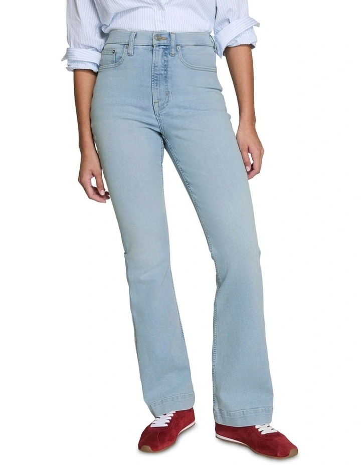 Sculpt Redefine Flare Jeans in Blue image 1