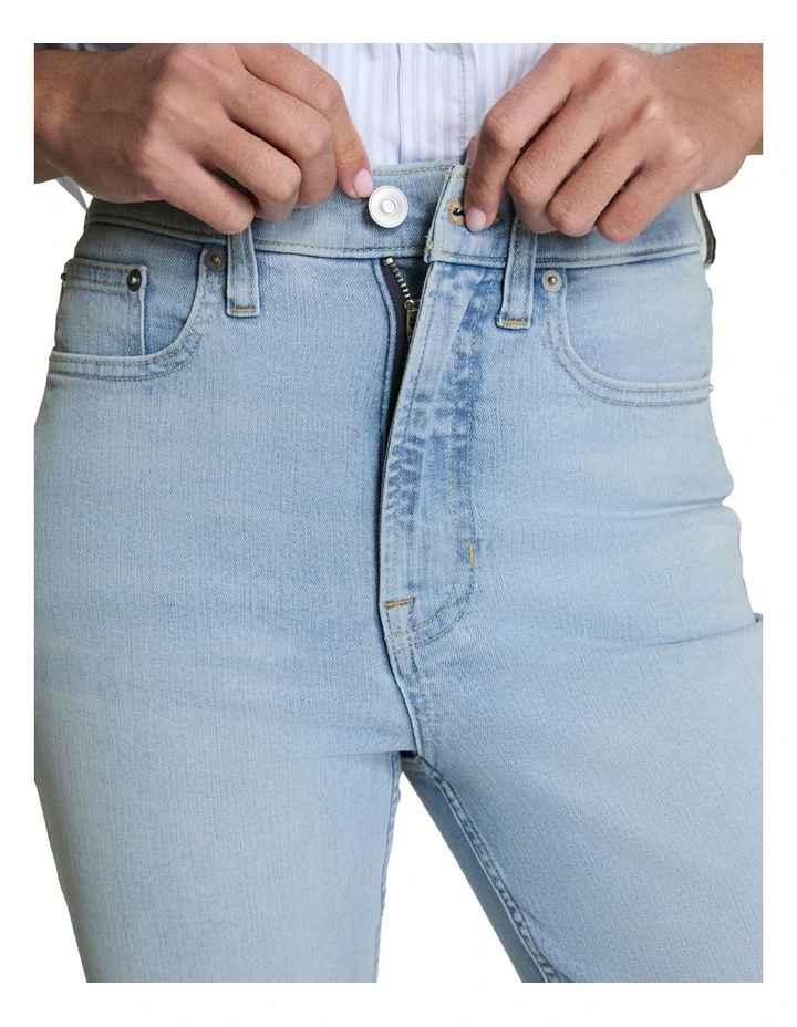 Sculpt Redefine Flare Jeans in Blue image 3