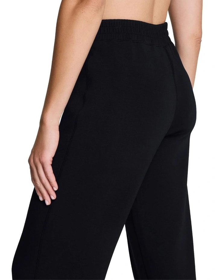 Brushed Airessentials Slim Straight Pant in Black image 4