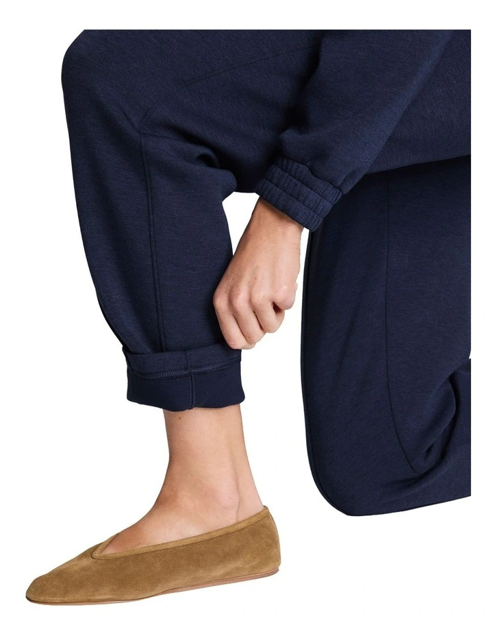 Brushed Airessentials Slim Straight Pant in Timeless Navy Htr image 4