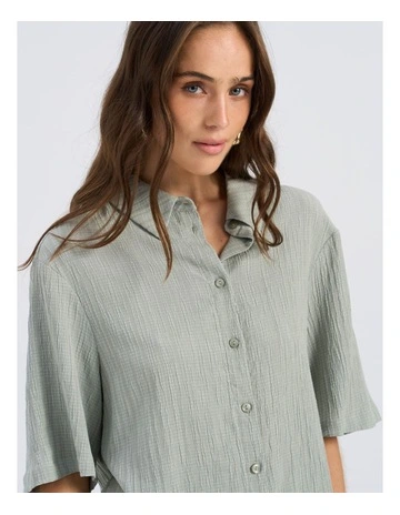 Ricki Relaxed Buttoned Shirt in Khaki