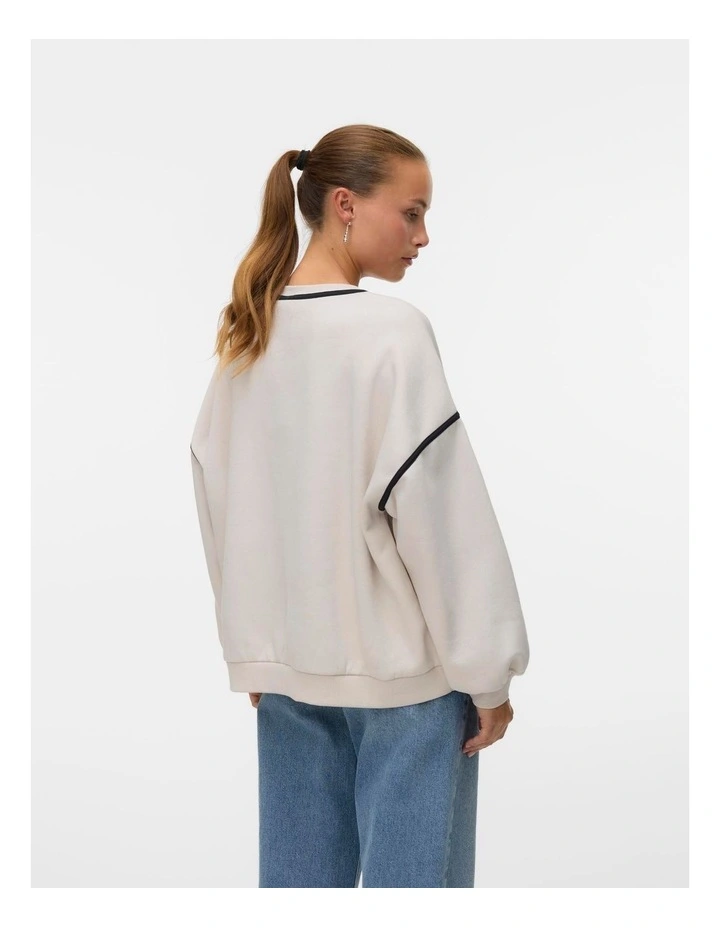 Shirley Sweatshirt in Grey image 3