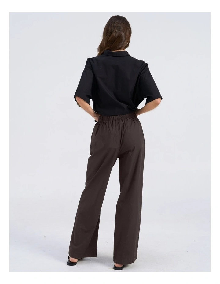 Susi Loose Cotton Pants in Chocolate image 5