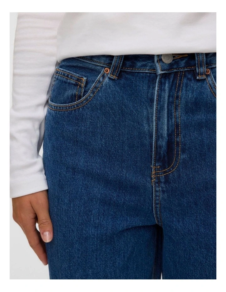 Billie High Rise Barrel Jeans in Mid Blue Denim image 4