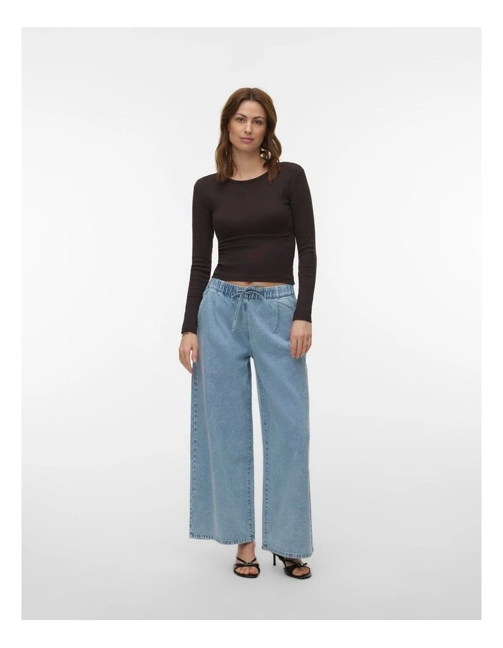 Valeria Wide Jeans in Light Blue Denim image 4