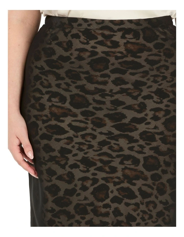 Shadow Leo Skirt in Black image 5