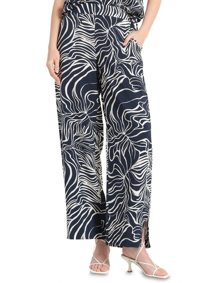 Palmera Pant in Navy image 1