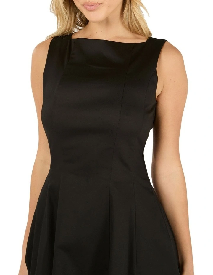 Jardin Dress in Black image 4