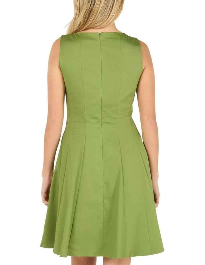 Jardin Dress in Green image 2