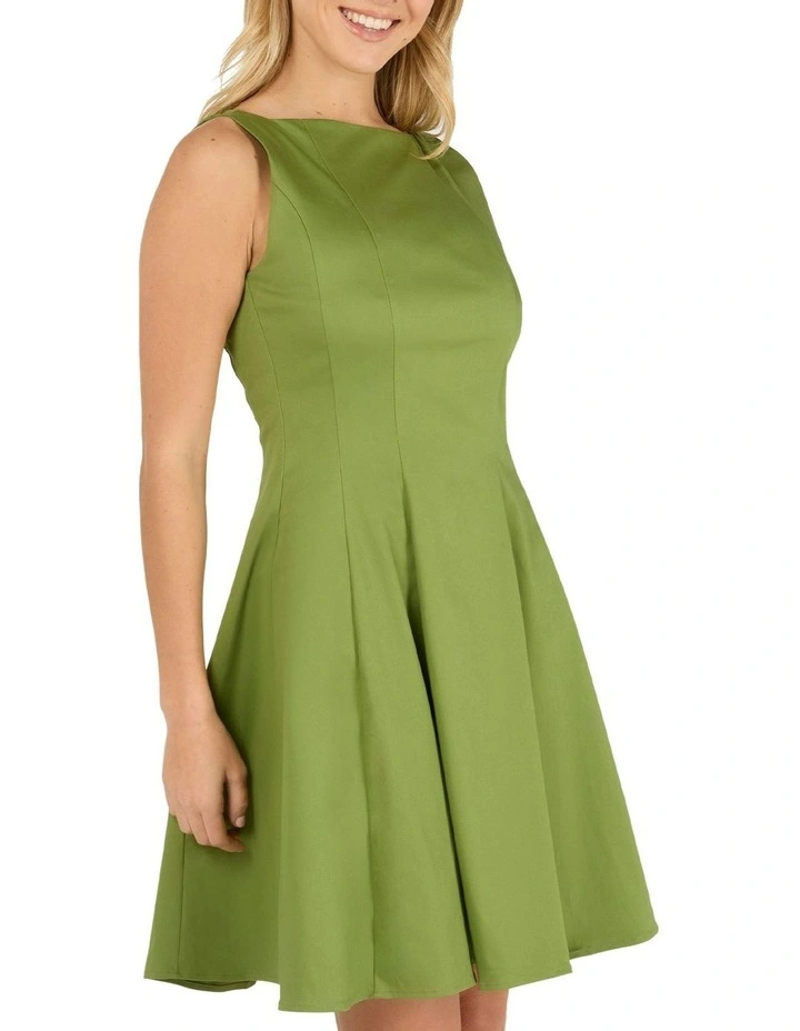 Jardin Dress in Green image 3