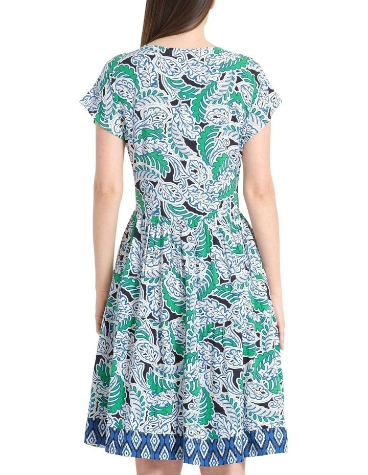 Sundew Dress in Green image 2