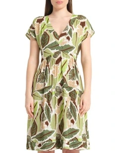 Sunverse Dress in Green