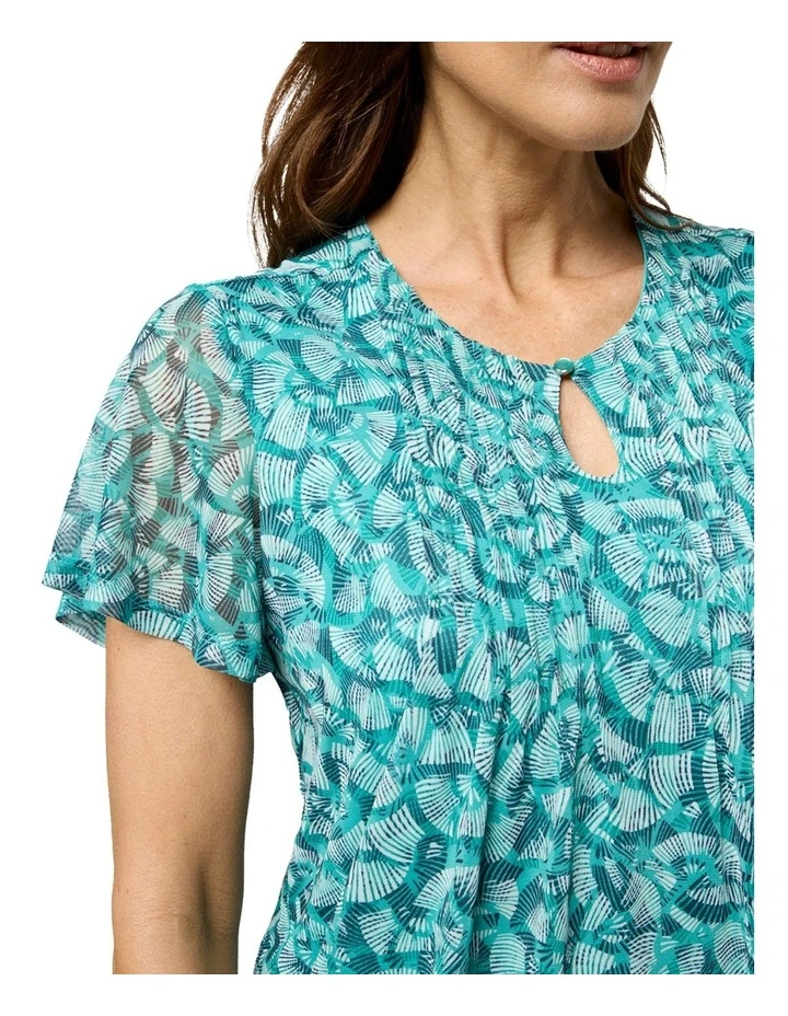 Clarissa Blouse in Green image 3
