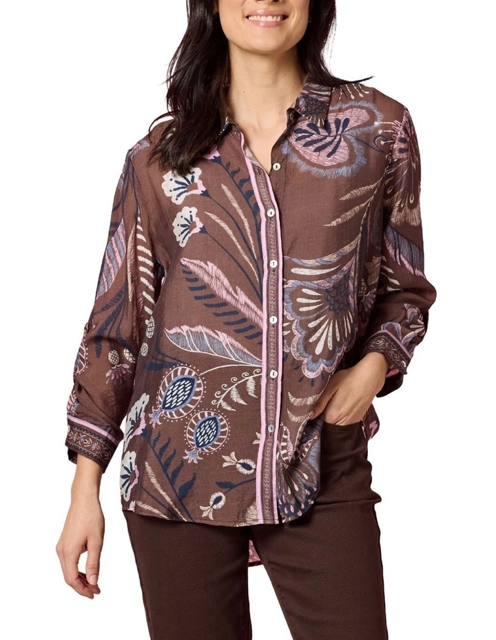 Montana Print Shirt in Bown image 1