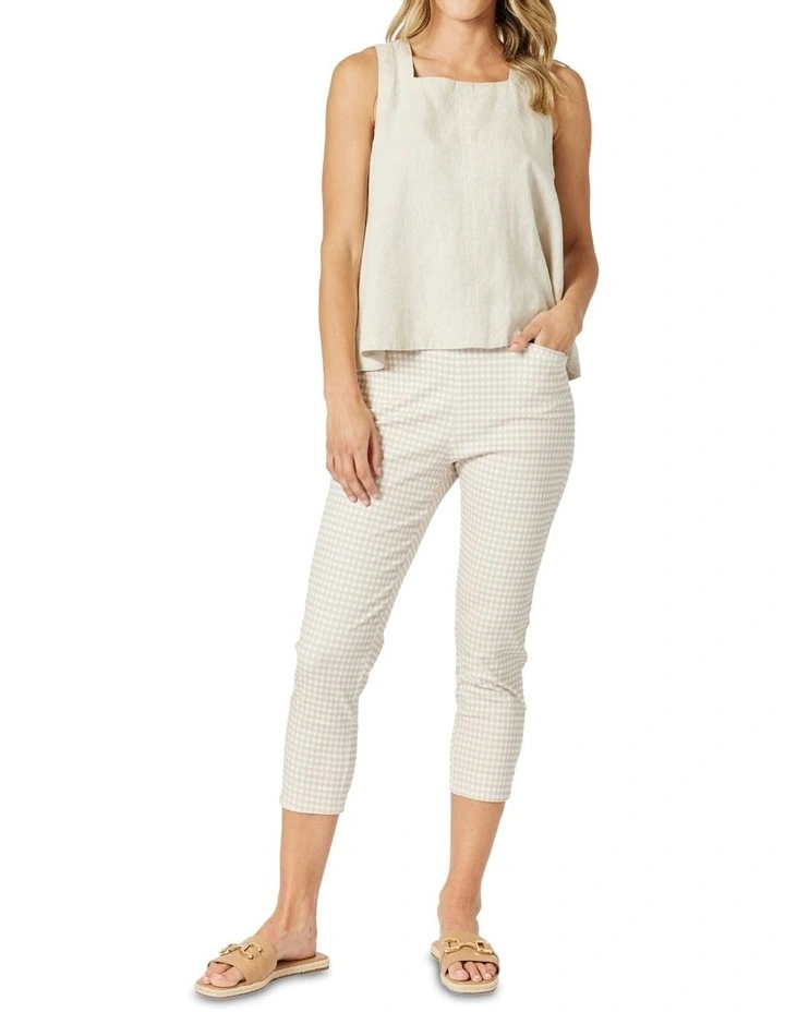 Alexis Pant in Natural image 4