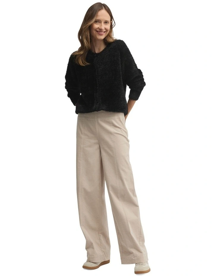 Hearth Cardi in Black image 5