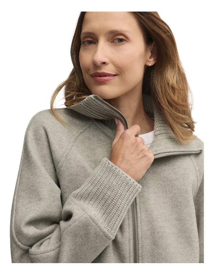 Equinox Jacket in Grey image 3