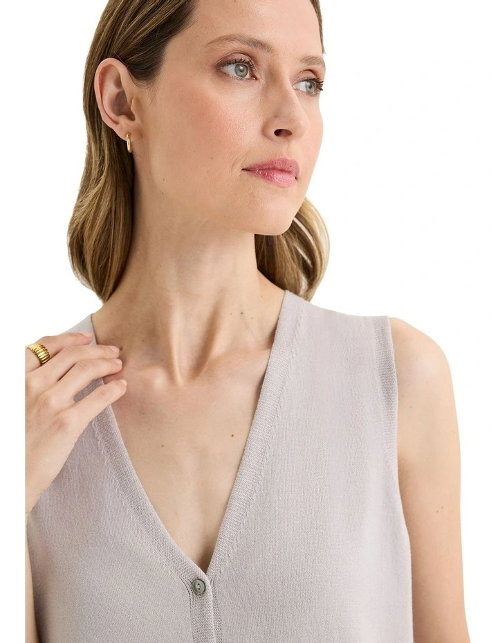 Rise Knit Vest in Grey image 4