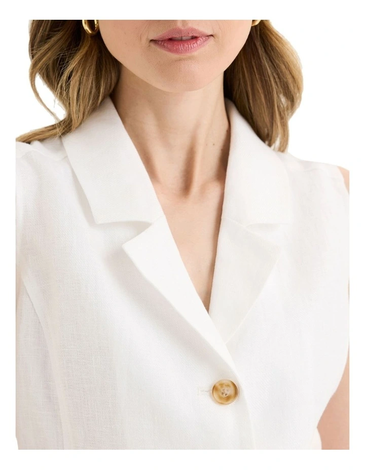 Caper Vest in White image 4