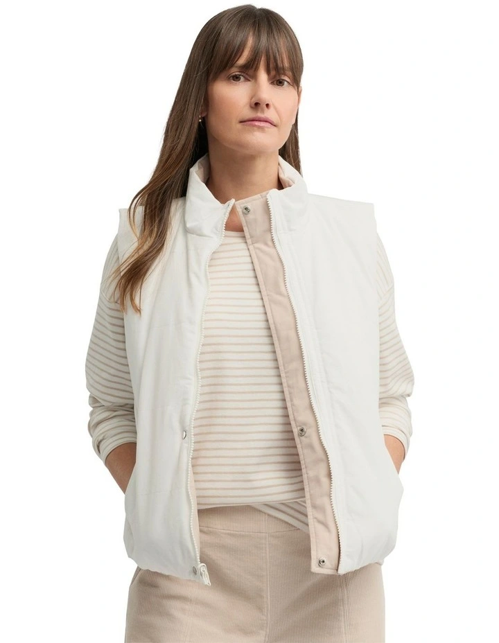 Levity Vest in Beige image 3