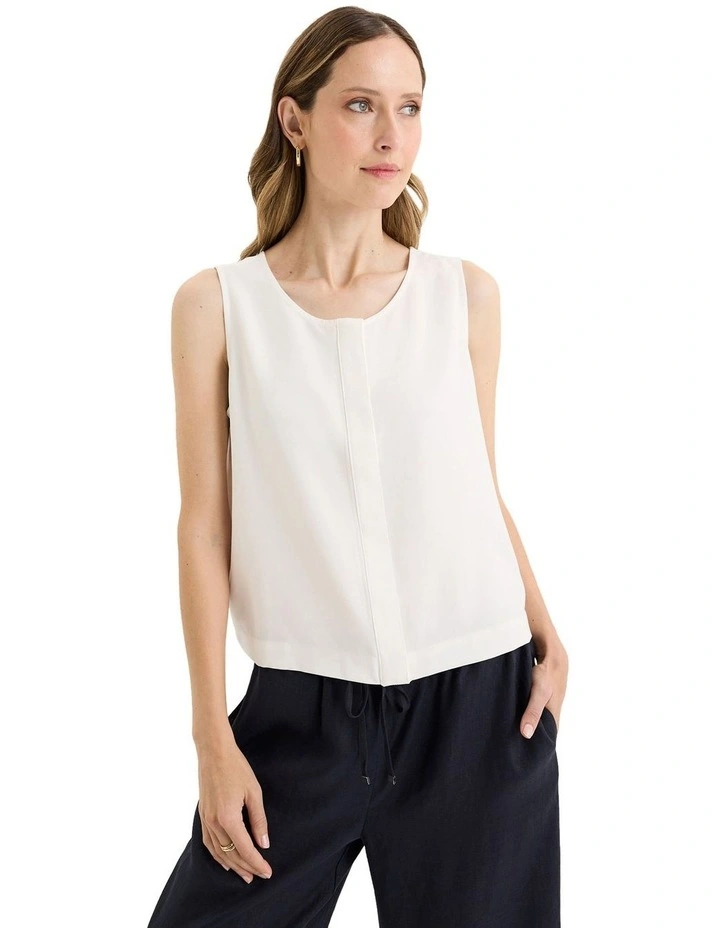 Lavoro Vest in Ecru image 1