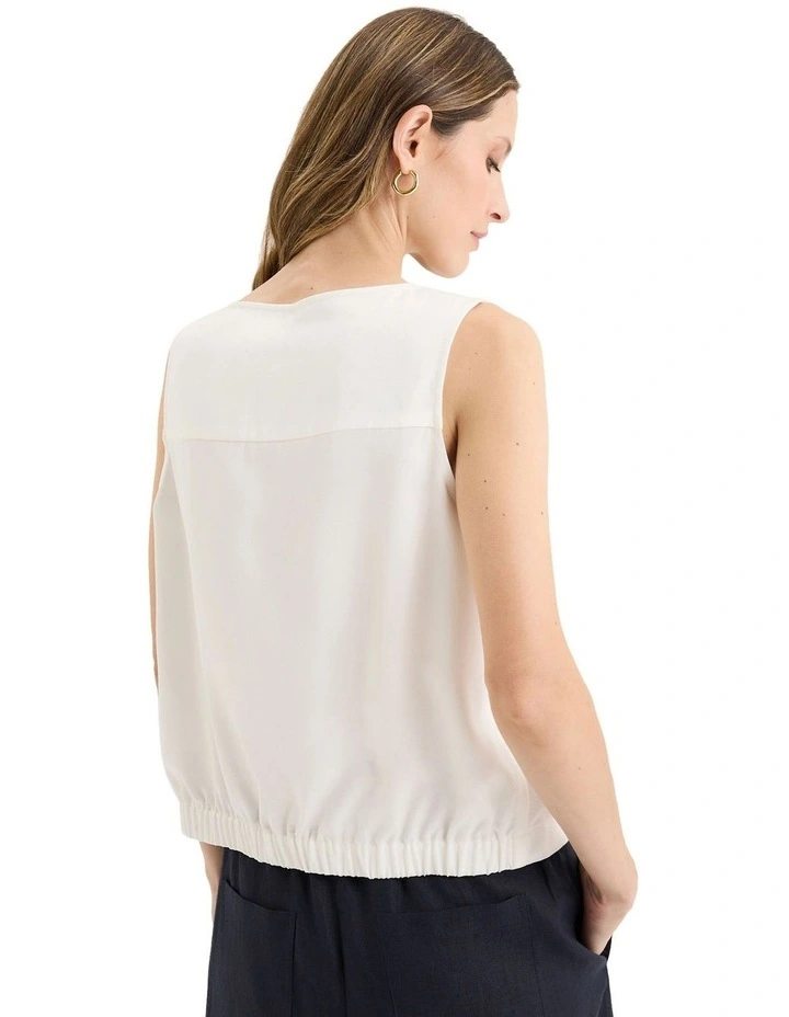 Lavoro Vest in Ecru image 2