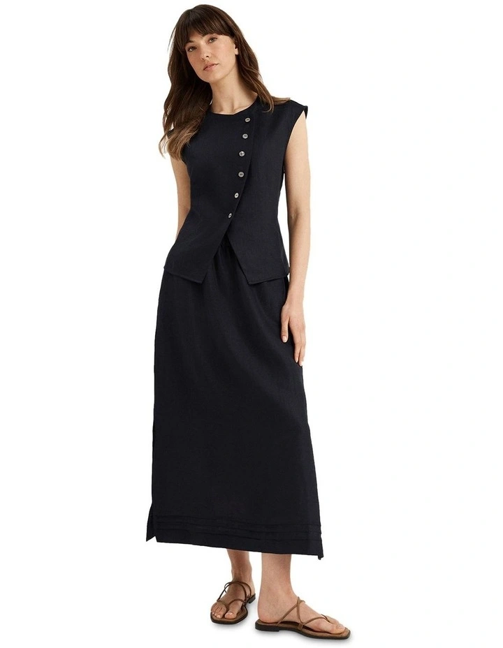 Kinship Vest in Navy image 3