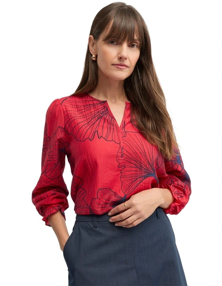 Staten Blouse in Red Staten Print image 4